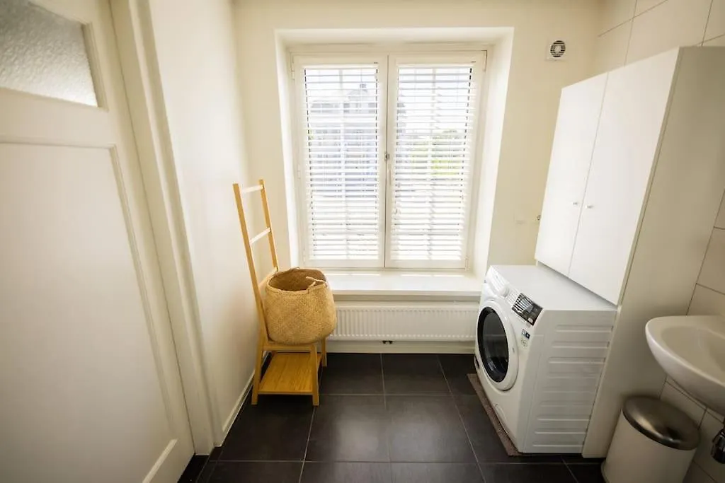 Elegant 2 Bedroom Apartment 75M2 - Sd23G Eindhoven 0*,  Netherlands